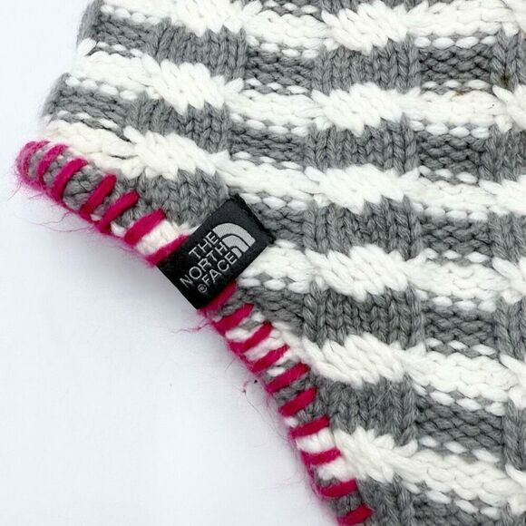 The North Face Fuzzy Beanie Winter Hat Striped - Kids S (6/7) - Picture 3 of 6